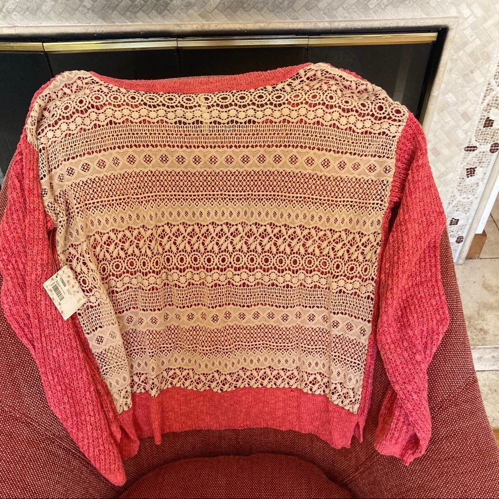 Free People Sweater, new with tags, Large - Picture 3 of 6
